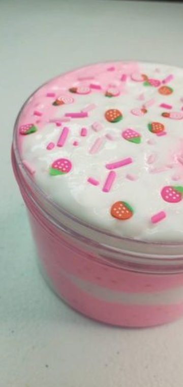 Strawberries 'n Cream