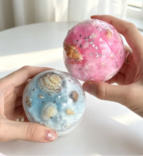 Holds shape Pink/Blue firm squishy (without seashells)