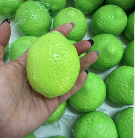 Color changing lime crunchy squishy